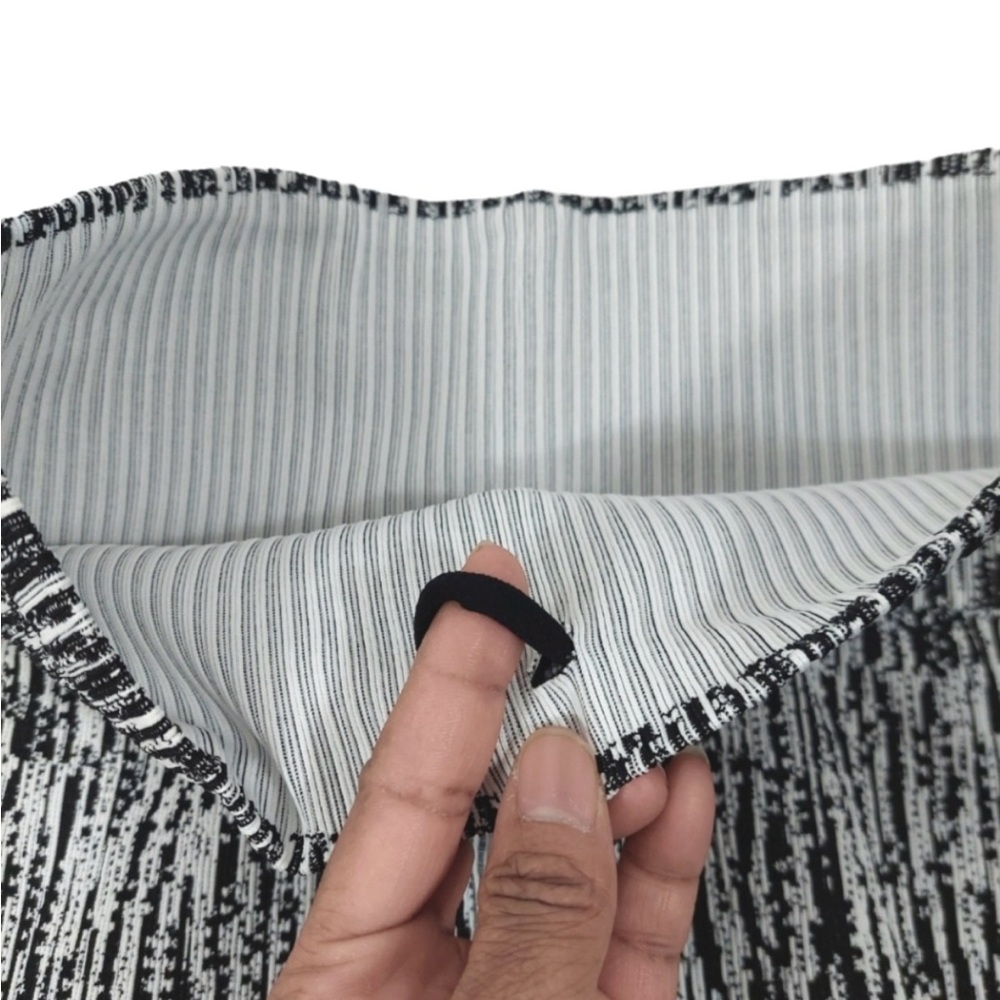 Athleta Flurry Elemental Tights Leggings, Small - Picture 6 of 7